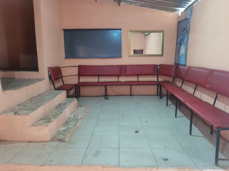 Bedroom Property for Sale in Kwa Nobuhle Eastern Cape